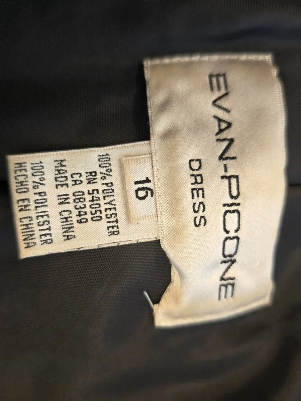 Evan Picone V-neck Halter Style Black Dress with Seed Beading on Bodice Size XL - Picture 9 of 10